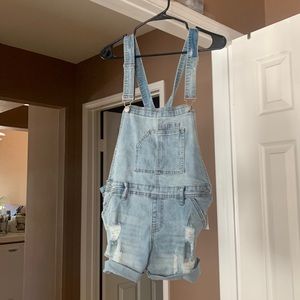 Tillys short cuffed overalls; never worn with tags still on